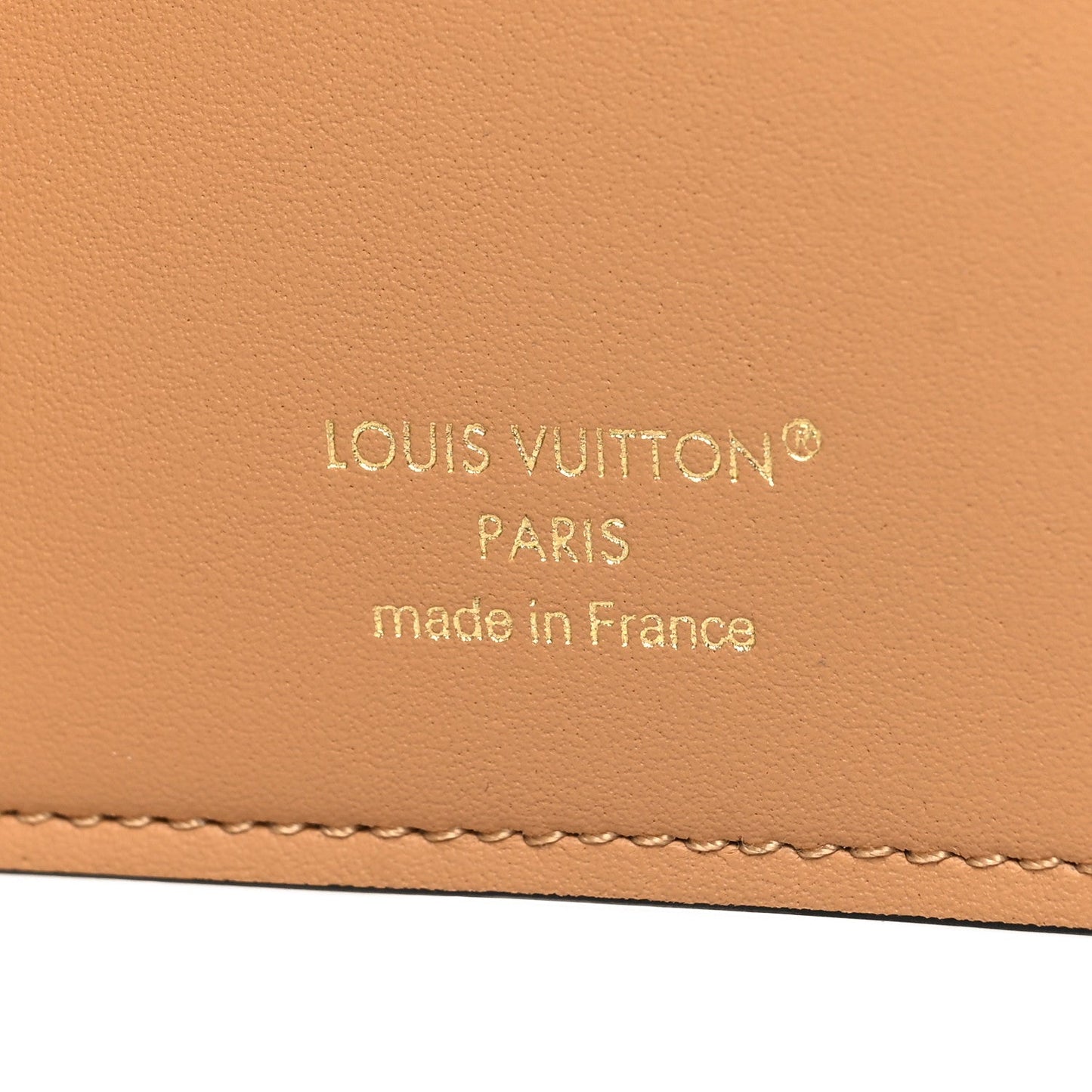 Louis Vuitton Taurillon LV Vertical Capucines Wallet Black Arizona