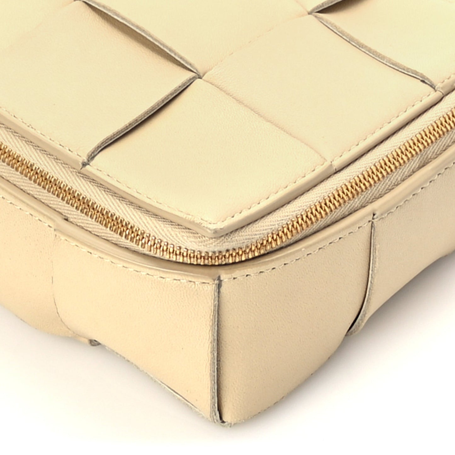 Bottega Veneta Maxi Intrecciato Travel Case Porridge