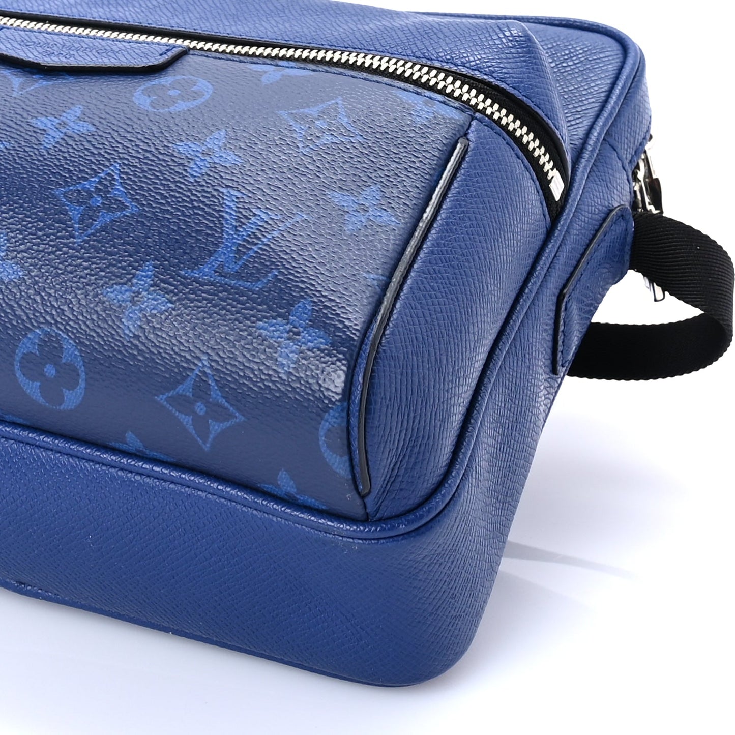 Louis Vuitton Taiga Monogram Outdoor Messenger Cobalt