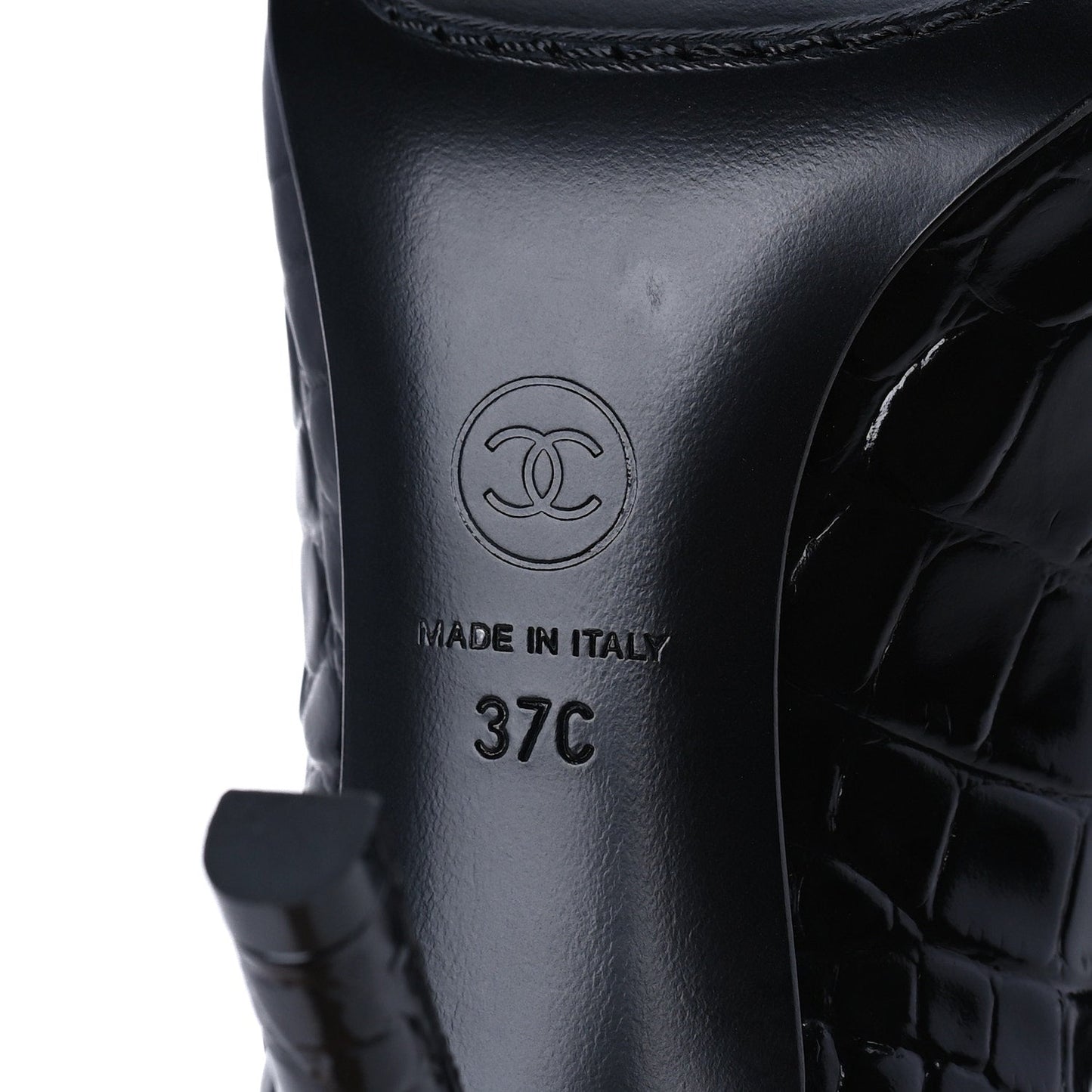 Chanel Crocodile Embossed Patent Calfskin Pumps 37 Black