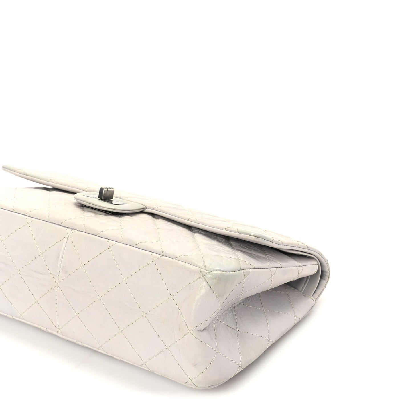 Chanel Aged Calfskin 2.55 Reissue 226 Flap Ivory