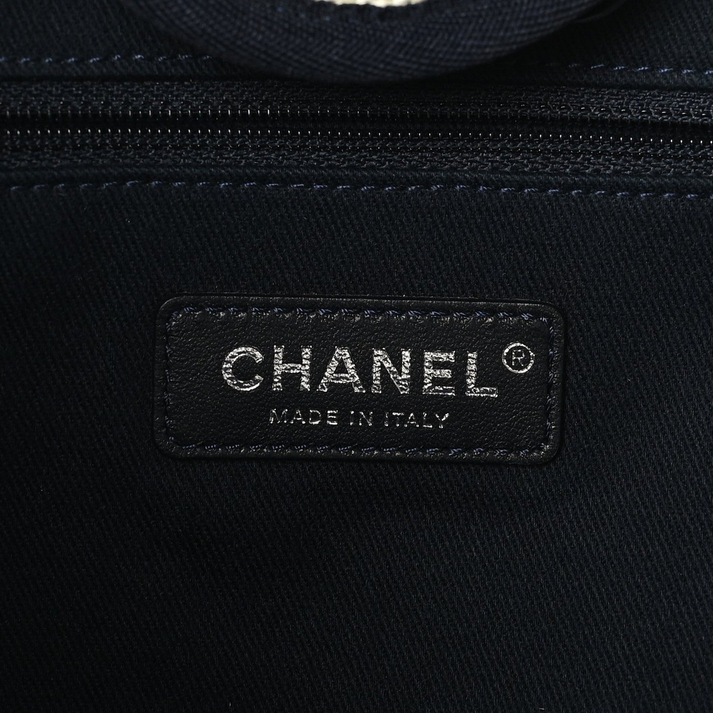 Chanel Woven Straw Raffia Extra Large Deauville Tote White Navy