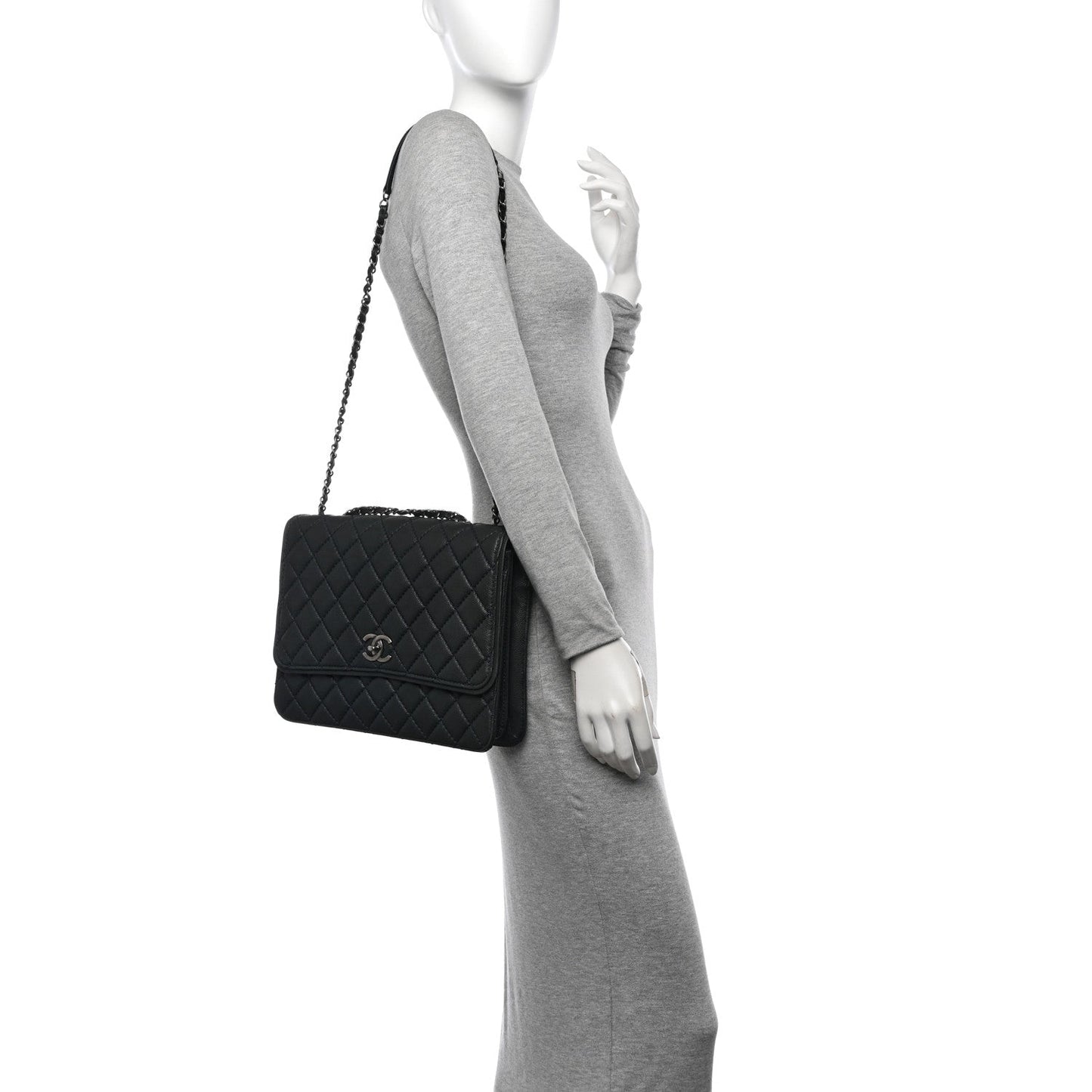 Chanel Caviar Quilted Flap With Chain Blue