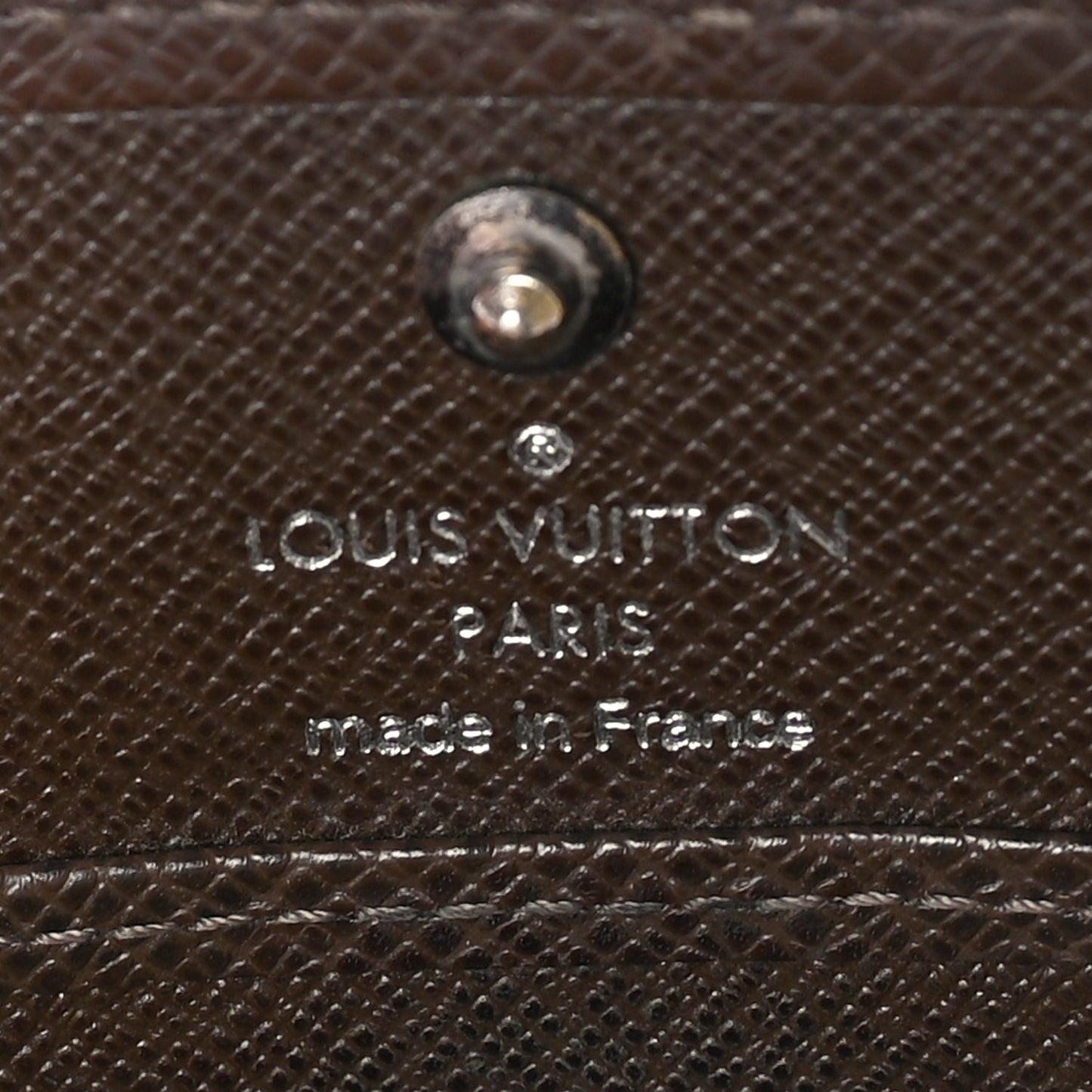 Louis Vuitton Taiga Porte-Monnaie Boite Coin Purse  Grizzli