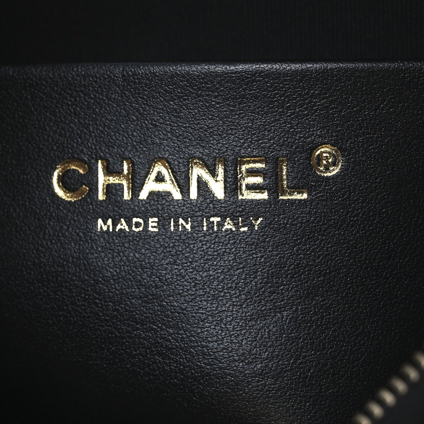 Chanel Shiny Crumpled Lambskin Quilted Trendy Chain Around Hobo Black