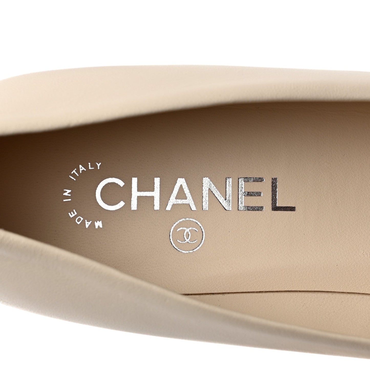 Chanel Lambskin CC Cap Toe Chain Pumps 41 Light Beige White