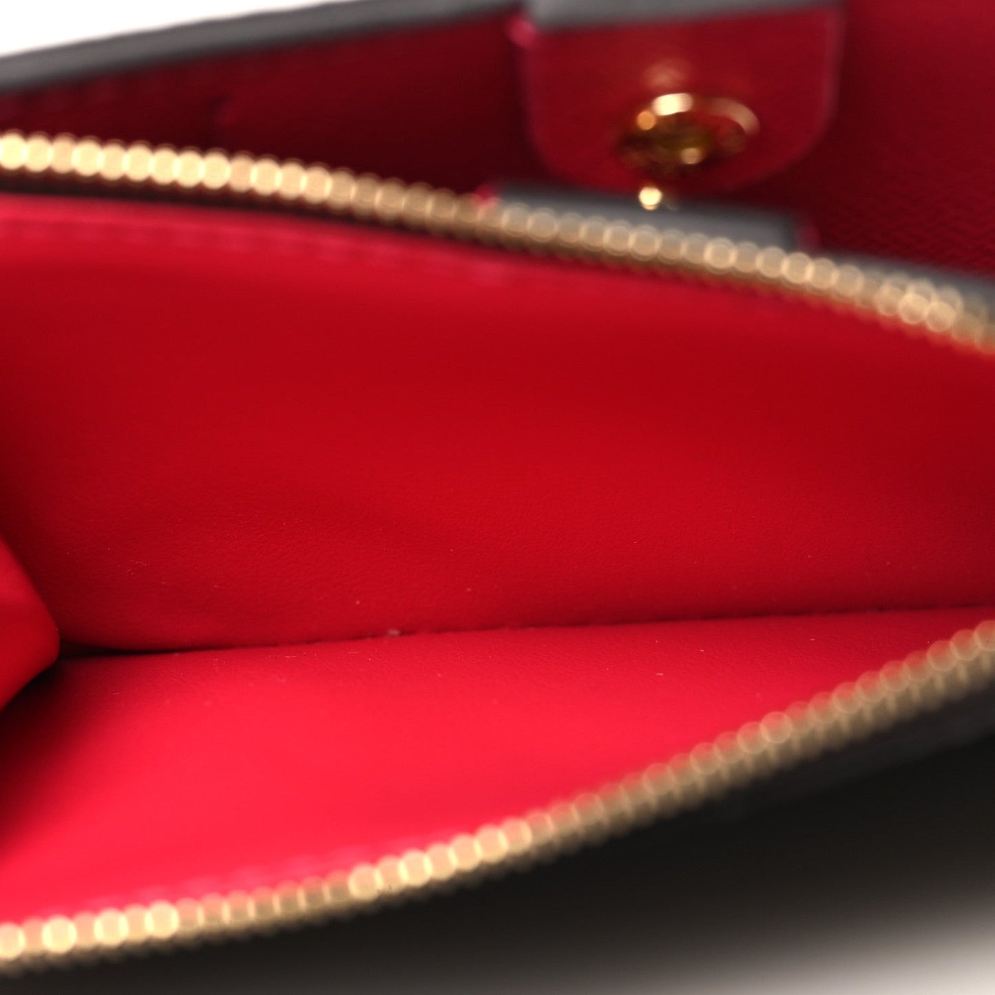 Louis Vuitton Monogram Lisa Wallet Grenade