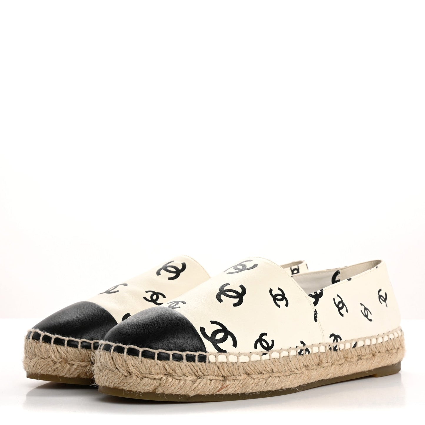 Chanel Lambskin Printed CC Espadrilles 38 White Black
