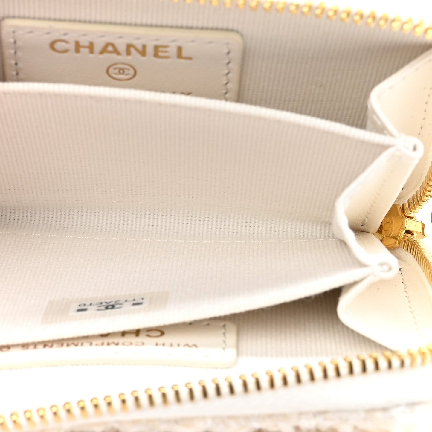 Chanel Tweed Quilted Bow Flap Card Holder On Chain White