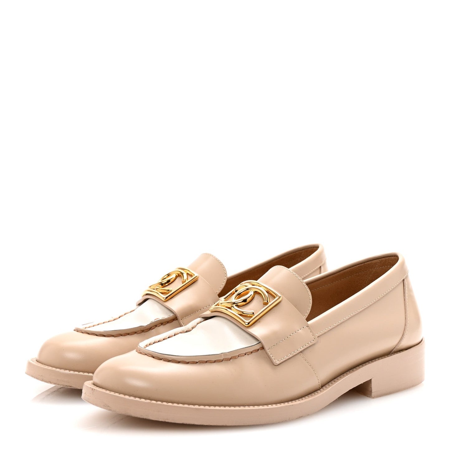Chanel Shiny Calfskin CC Loafers 38 Beige White