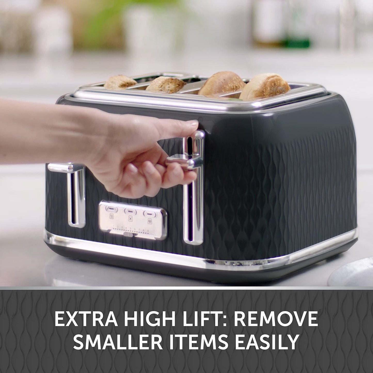 Breville Curve 4 Slice Toaster with High Lift & Wide Slots | Black & Chrome [VTT786]