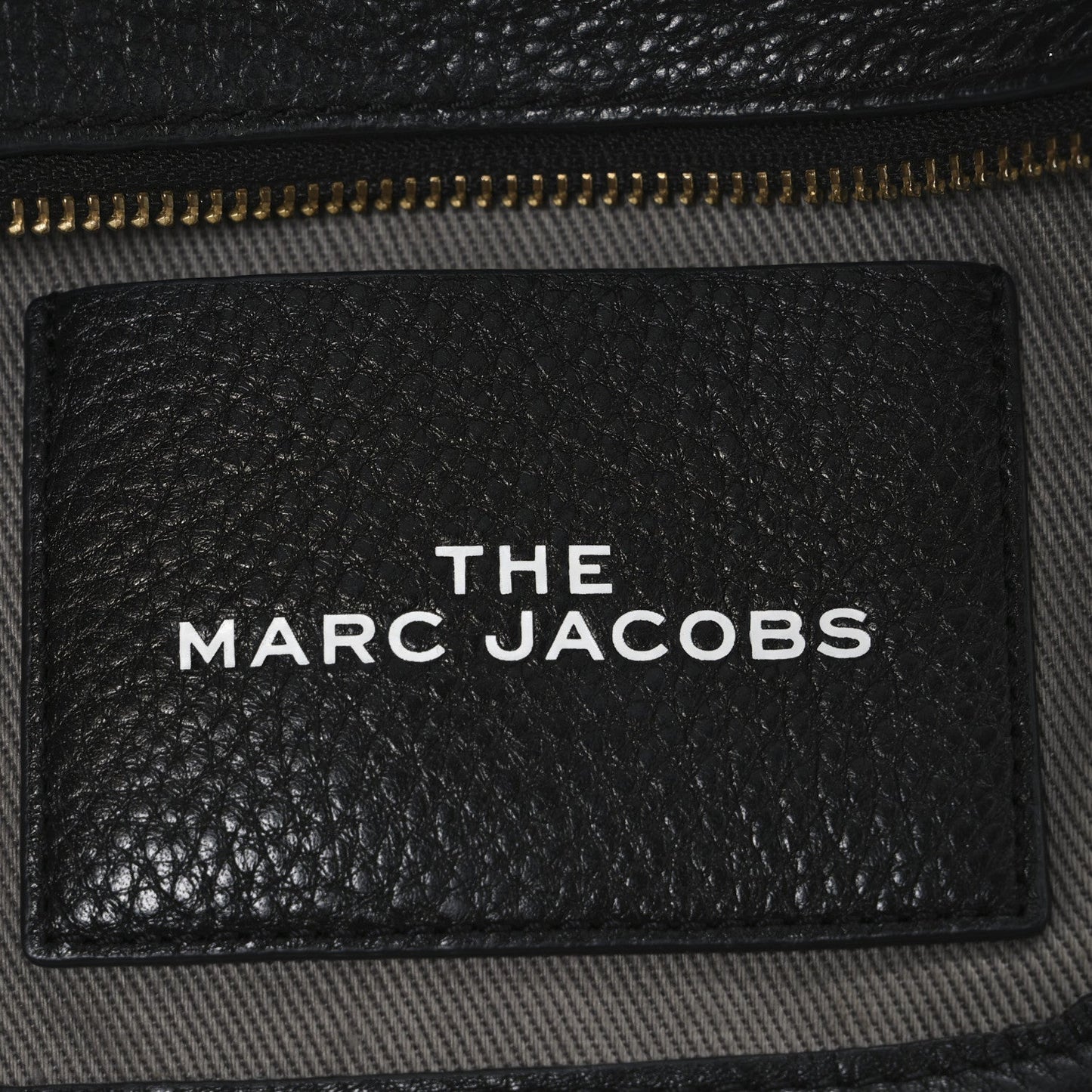 Marc Jacobs Grained Calfskin Small The Tote Bag Black