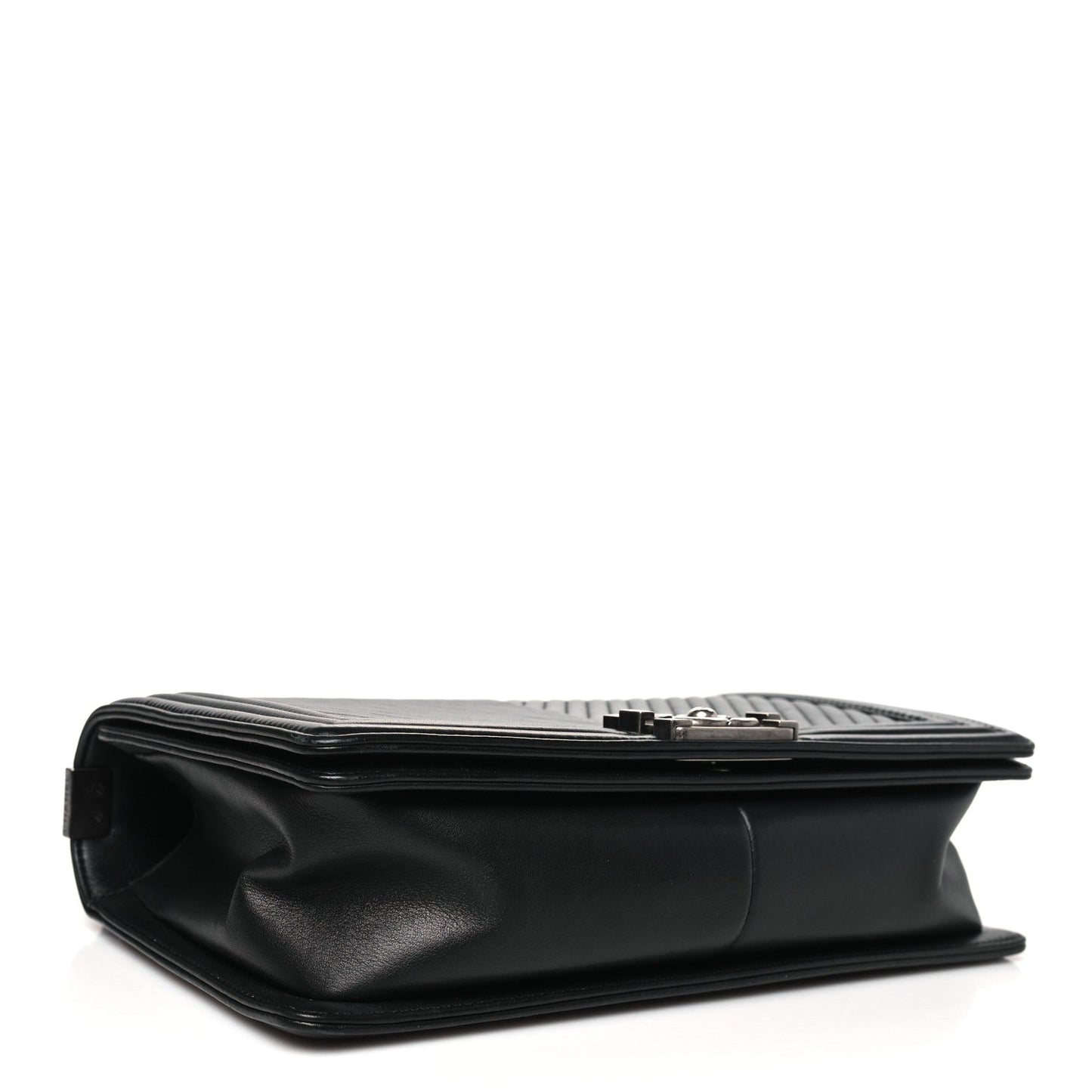 Chanel Calfskin Chevron Quilted New Medium Boy Black