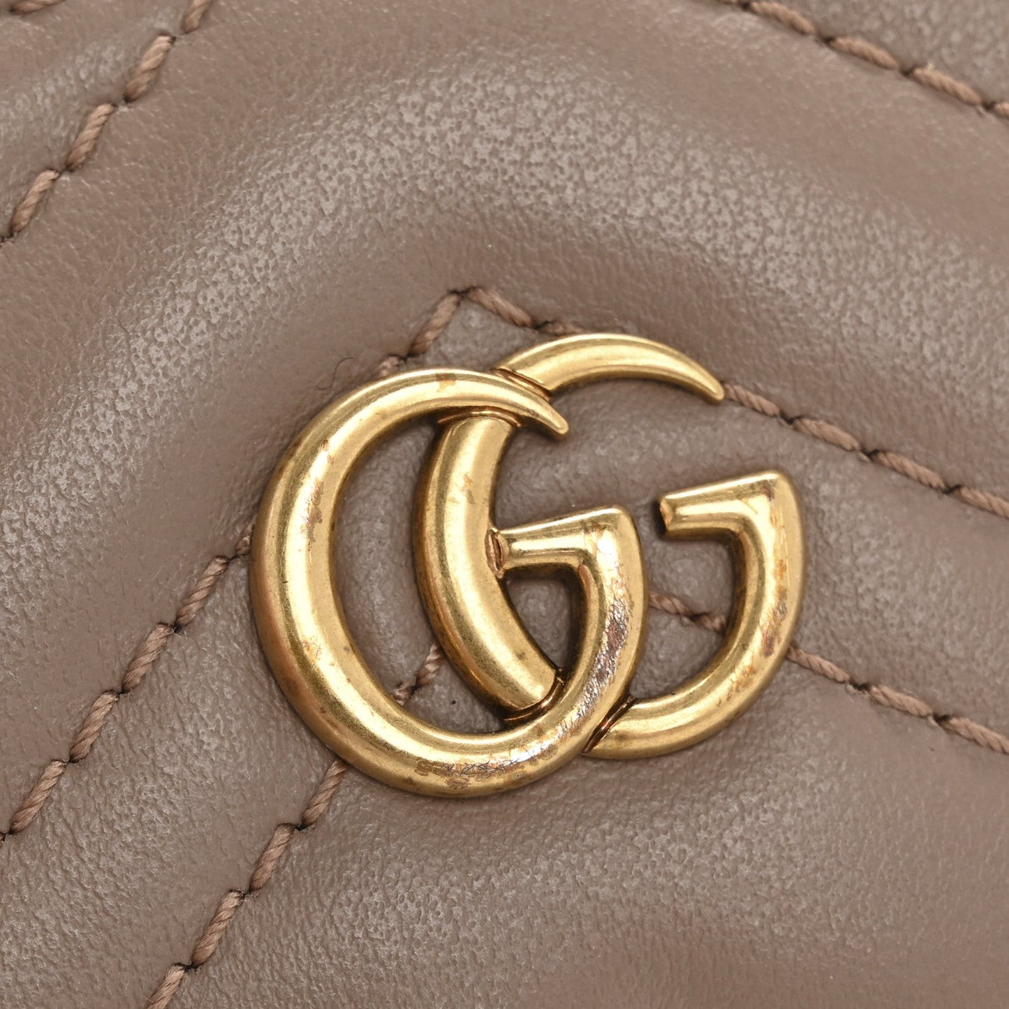 Gucci Calfskin Matelasse GG Marmont Card Holder Porcelain Rose