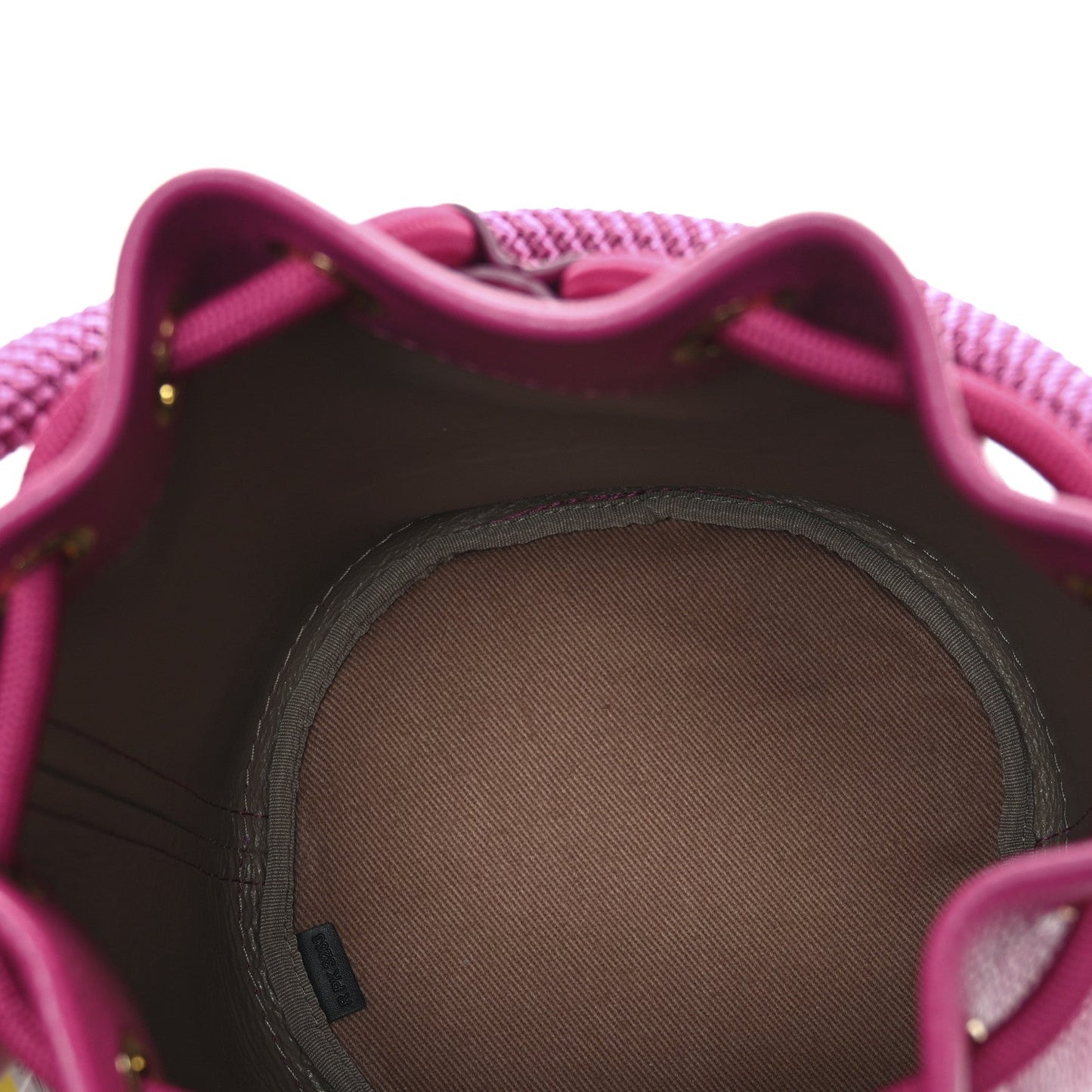Marc Jacobs Grained Calfskin The Bucket Bag Lipstick Pink