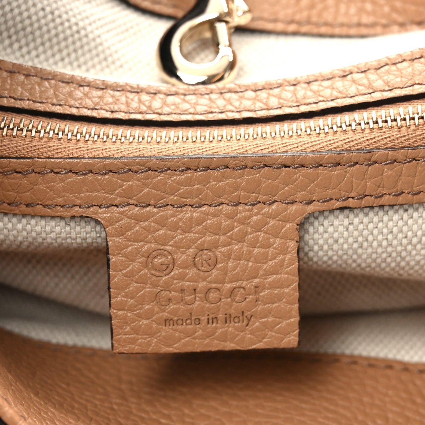 Gucci Pebbled Calfskin Medium Soho Chain Shoulder Bag Camelia