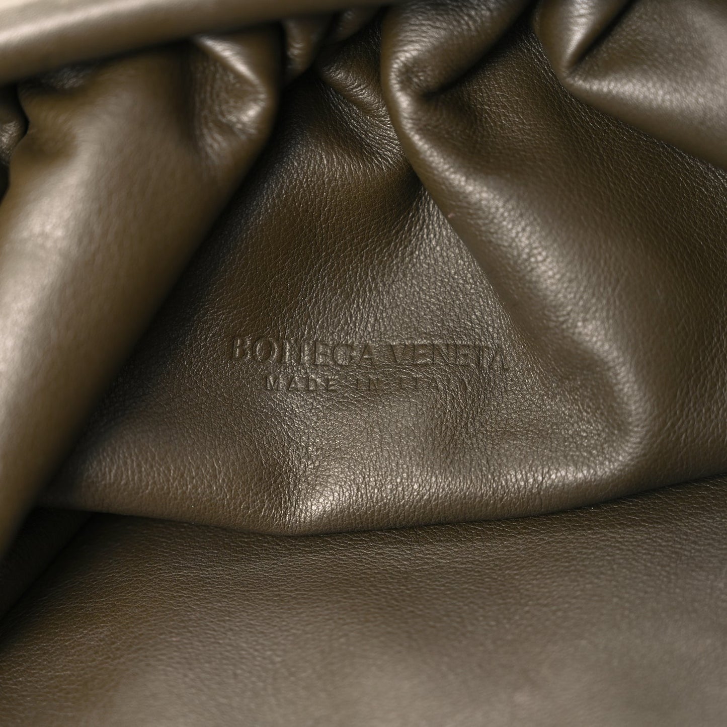 Bottega Veneta Smooth Butter Calf The Pouch Oversized Clutch Kaki Fondent