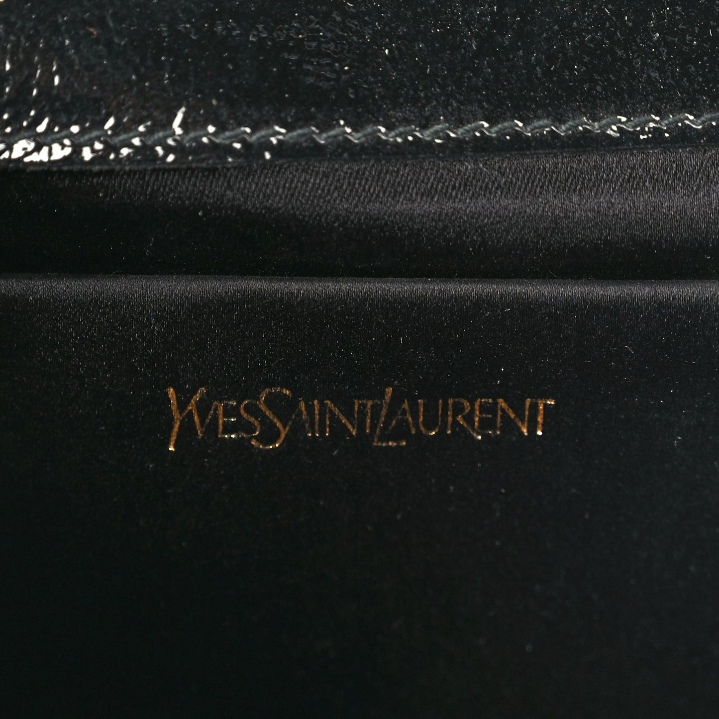 Saint Laurent Textured Patent Monogram Large Belle De Jour Clutch Black