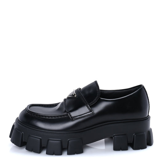Prada Spazzolato Rois Metal Triangle Logo Mens Monolith 55mm Loafers 8 Black
