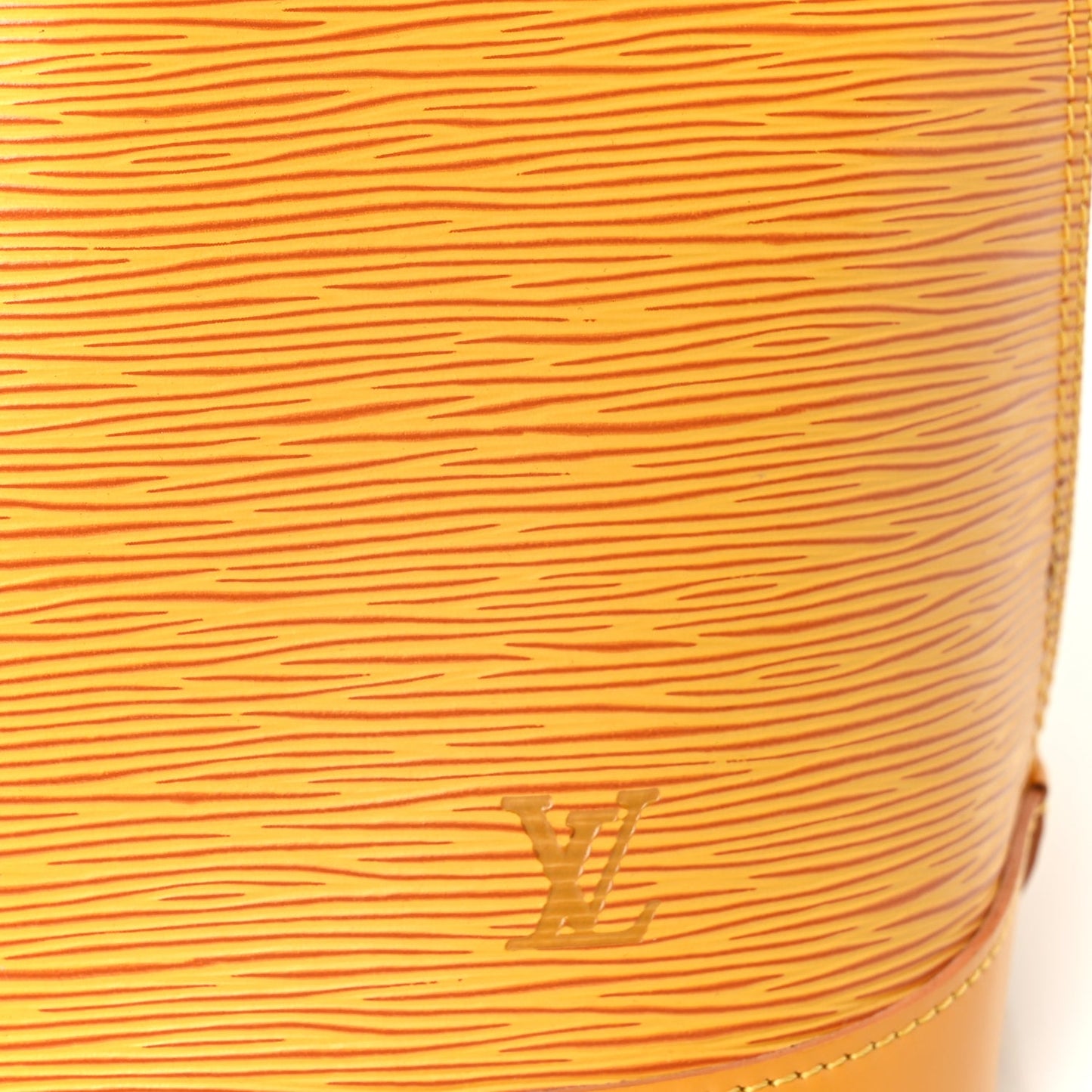 Louis Vuitton Epi Alma PM Tassil