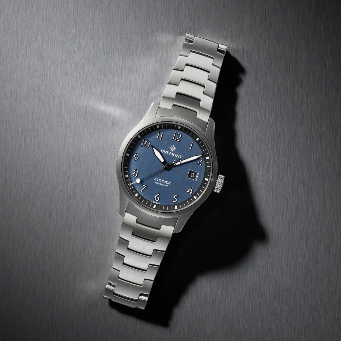 Altitude 39mm Blue Dial Bracelet