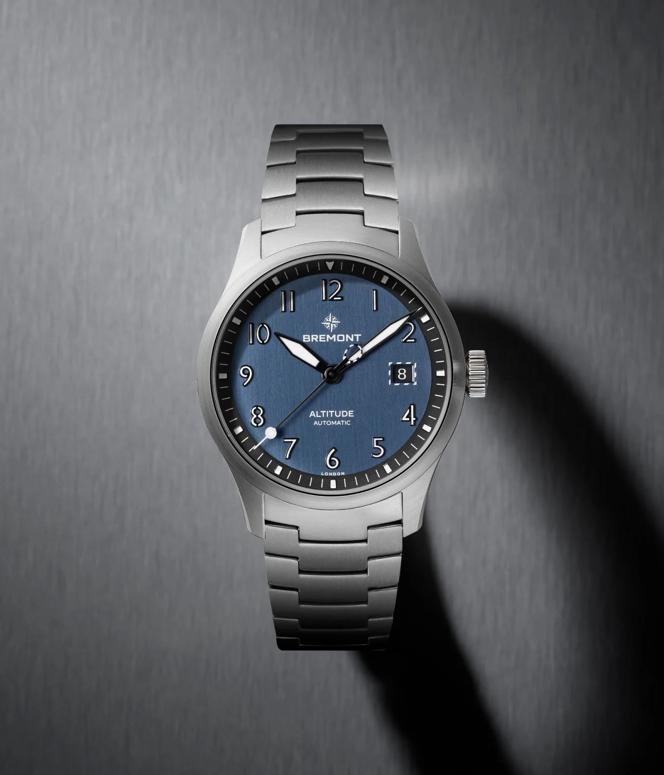 Altitude 39mm Blue Dial Bracelet