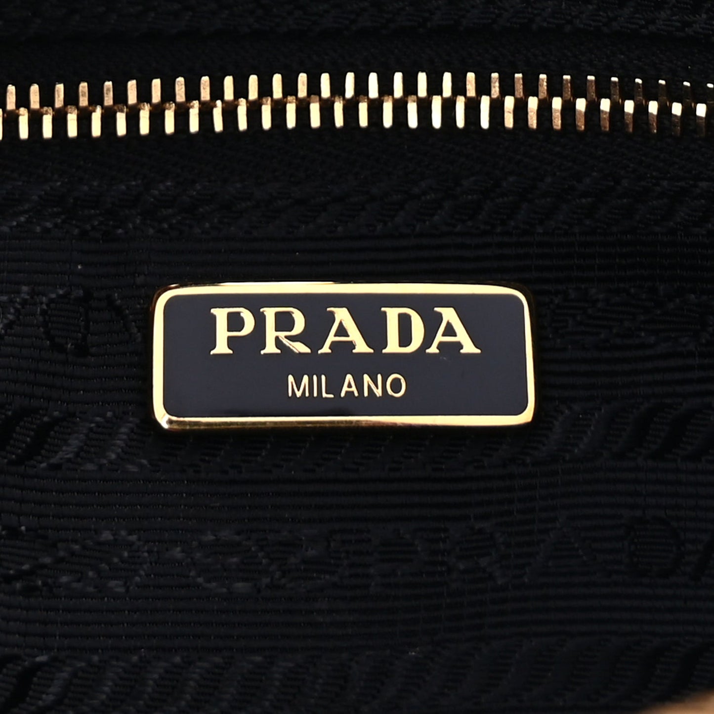 Prada Vitello Phenix Camera Bag Smeraldo