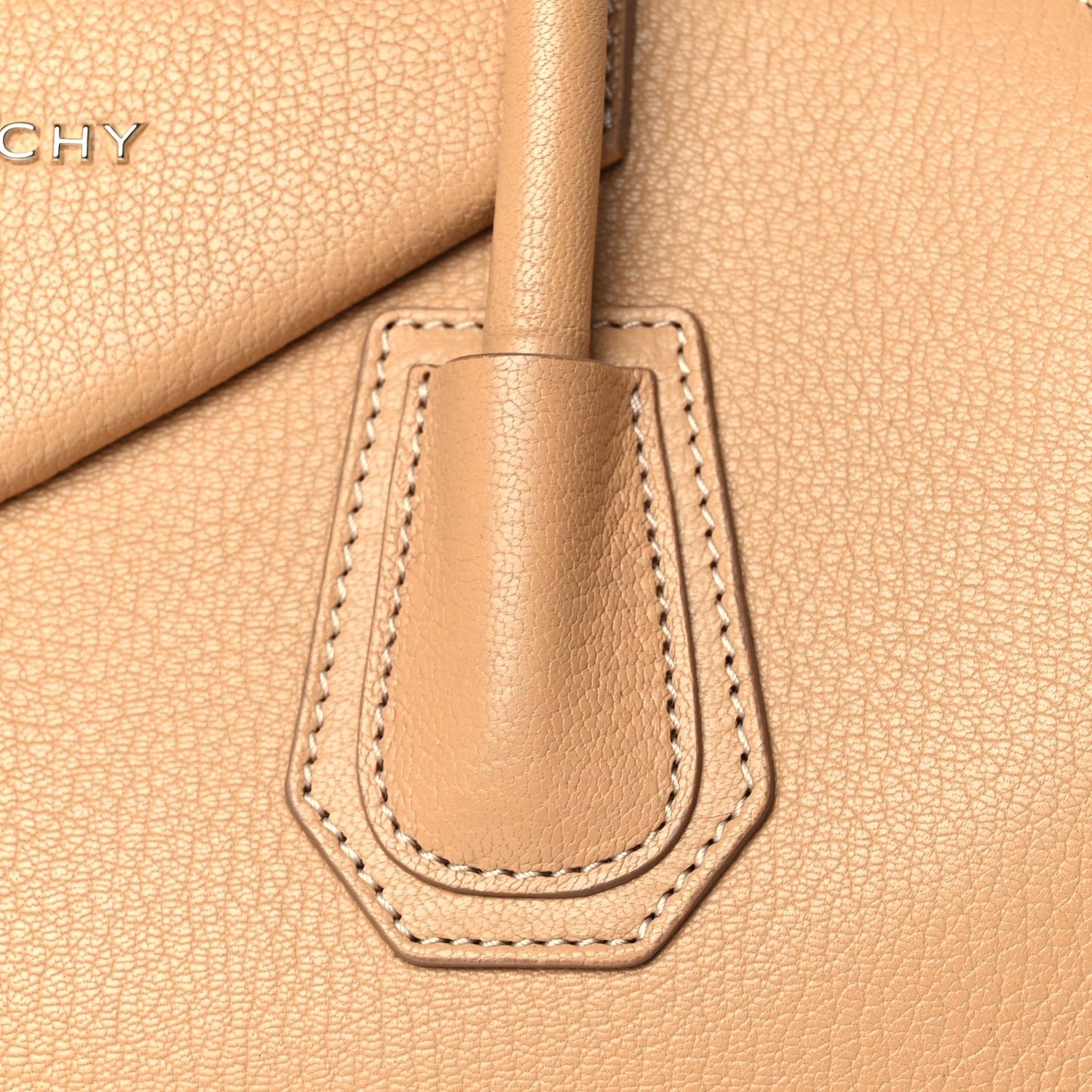 Givenchy Sugar Goatskin Medium Antigona Light Beige