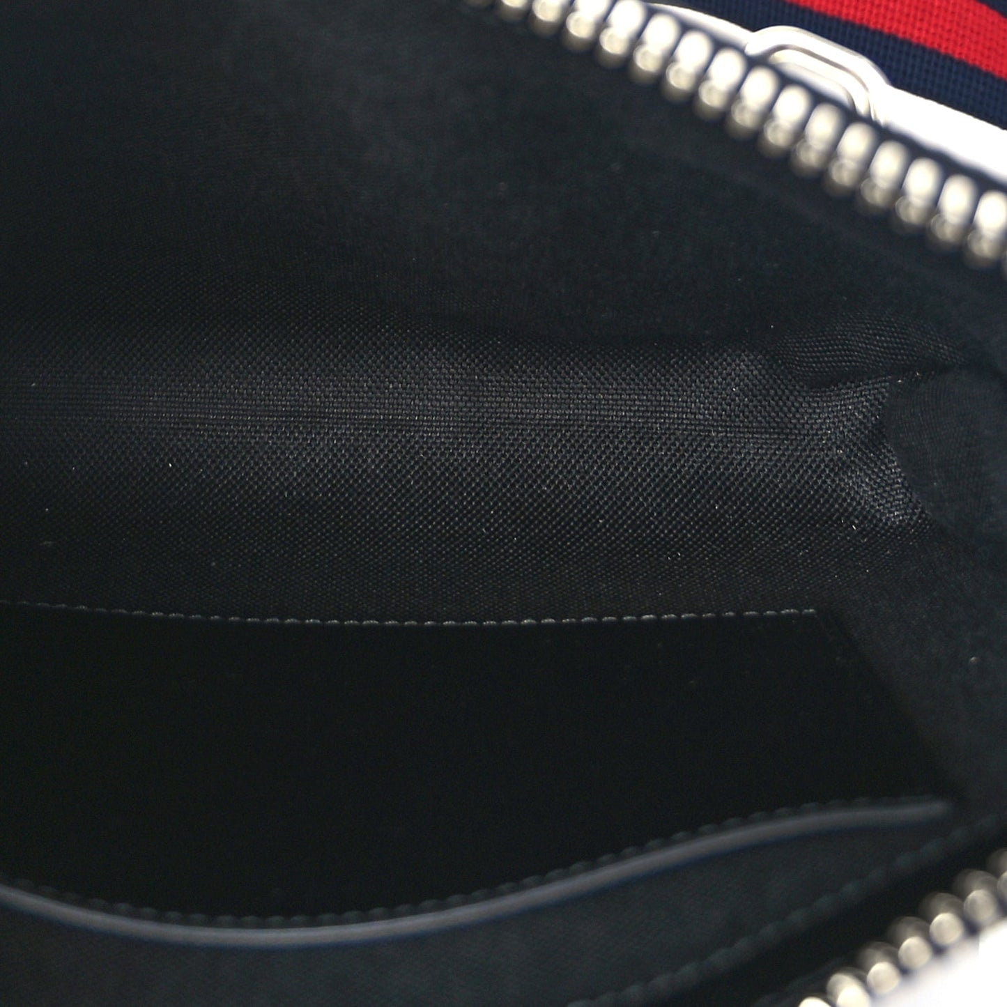 Gucci GG Supreme Monogram Web Small Flat Messenger Bag Black Grey
