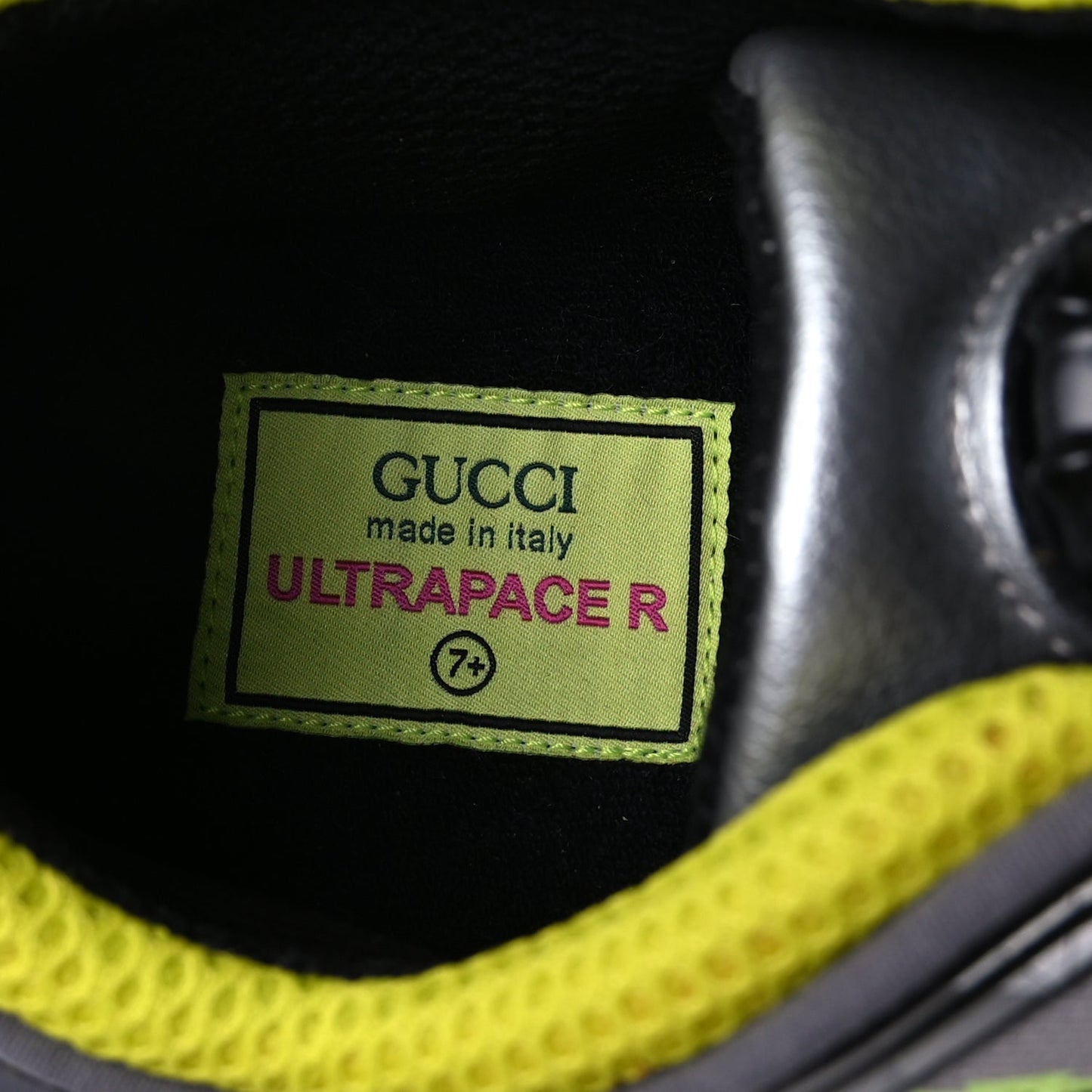 Gucci Fabric Mens Ultrapace R Mid Top Sneakers 7.5 Grey Neon Yellow Silver Loess
