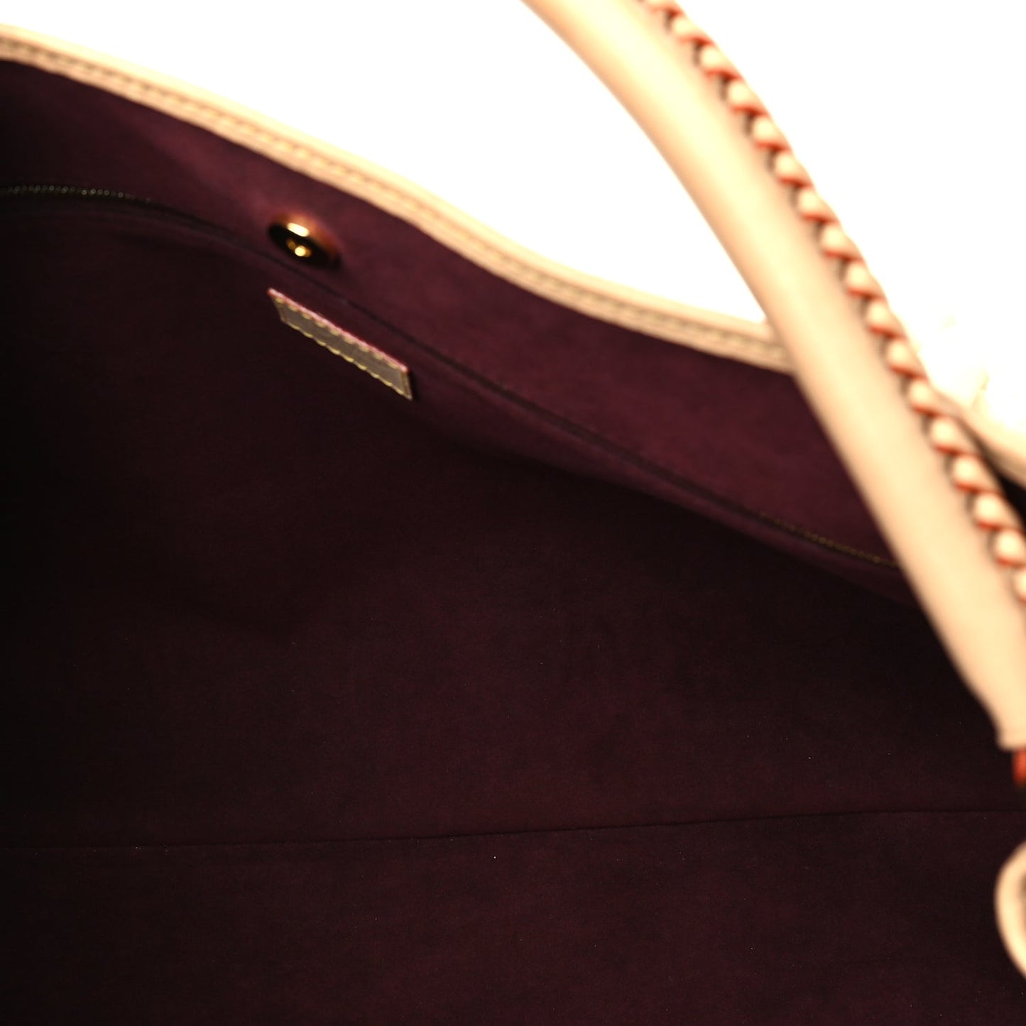 Louis Vuitton Monogram Again