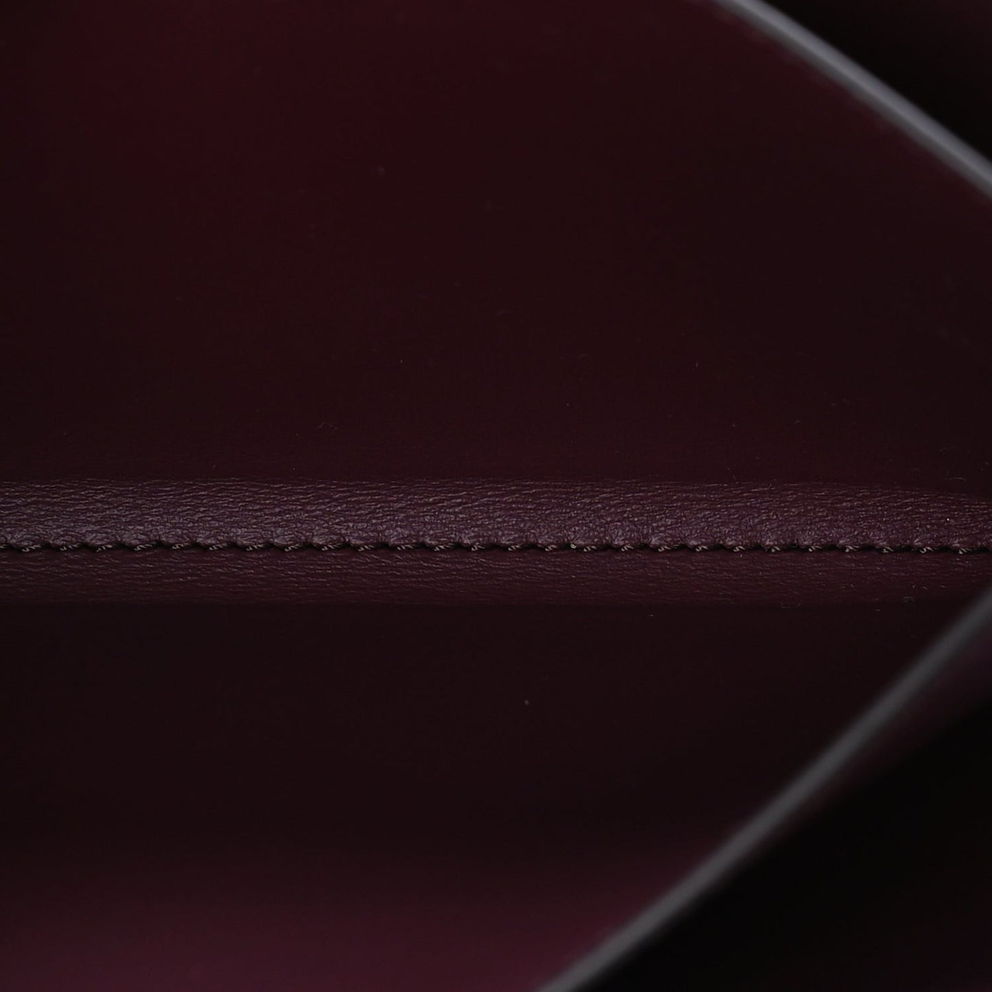 Burberry Calfskin Logo Hazelmere Wallet With Detachable Strap Mahogany Red