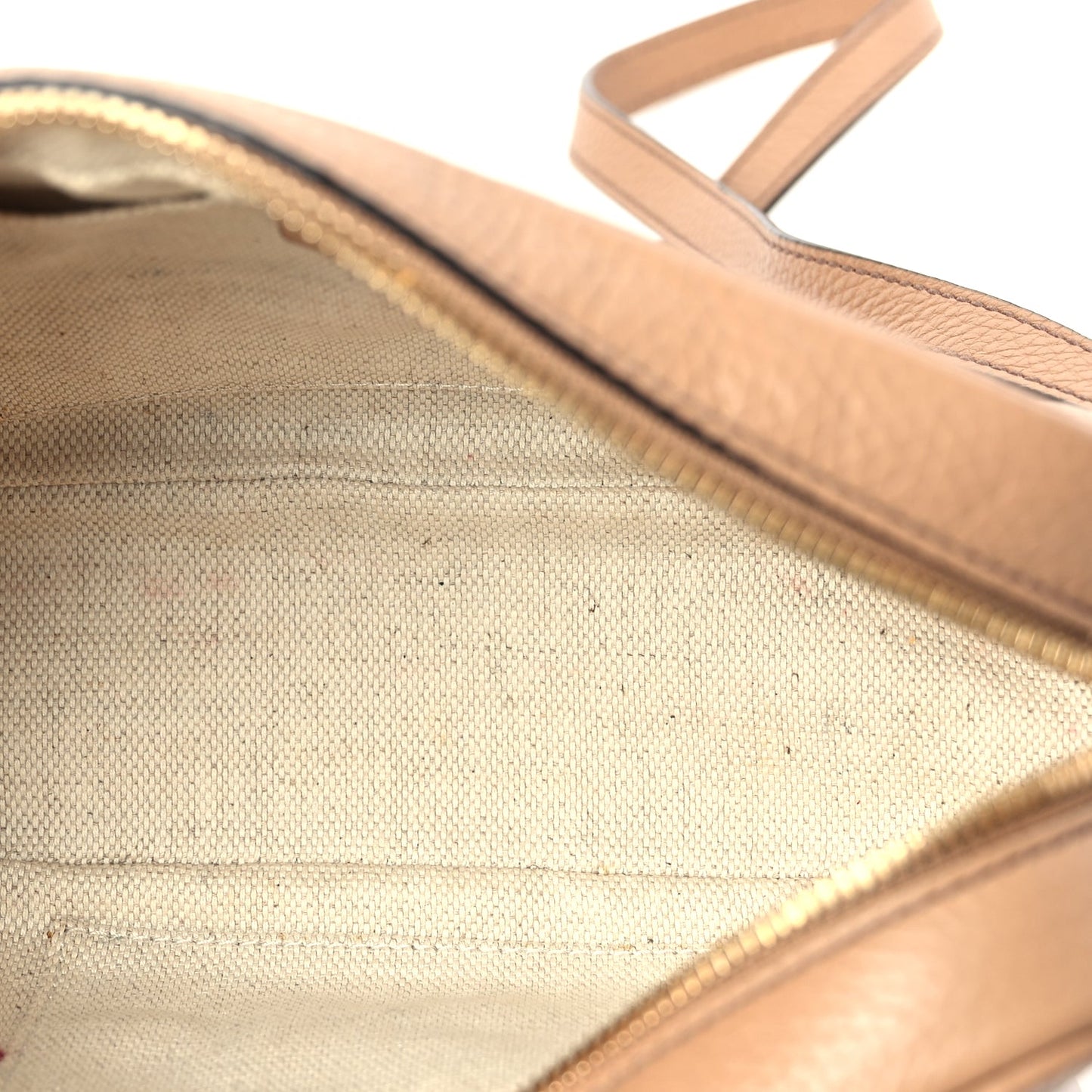 Gucci Pebbled Calfskin Small Soho Disco Bag Rose Beige