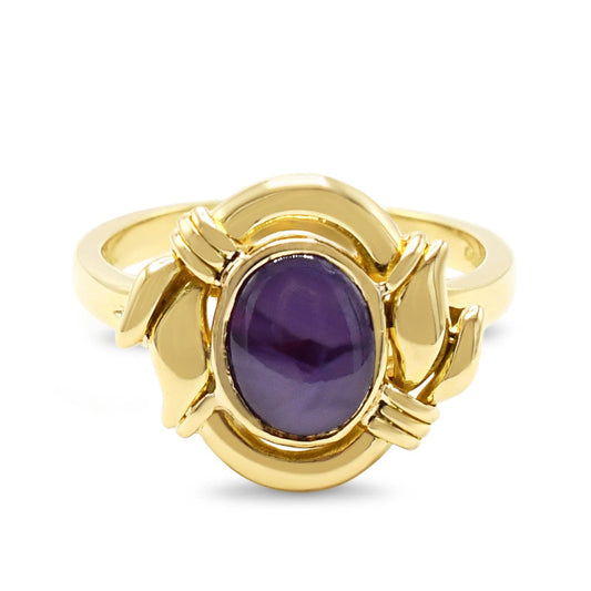 Purple Star Sapphire Dress Ring - 18ct Yellow Gold