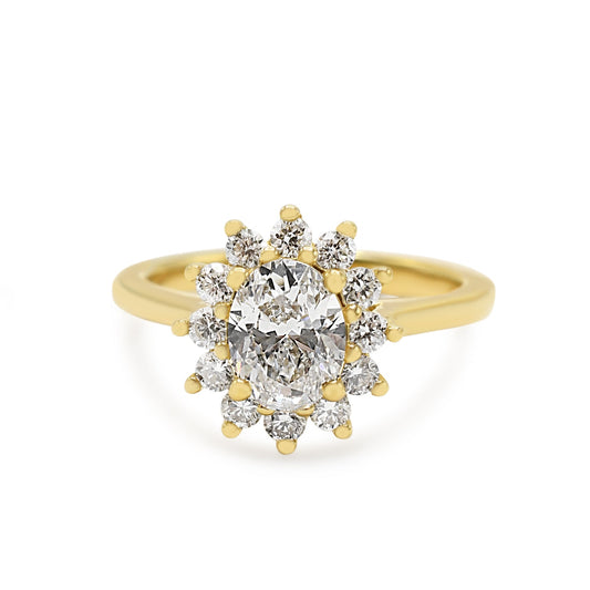 GIA Certifcated Oval Brilliant Diamond Cluster Ring - 18ct Yellow Gold