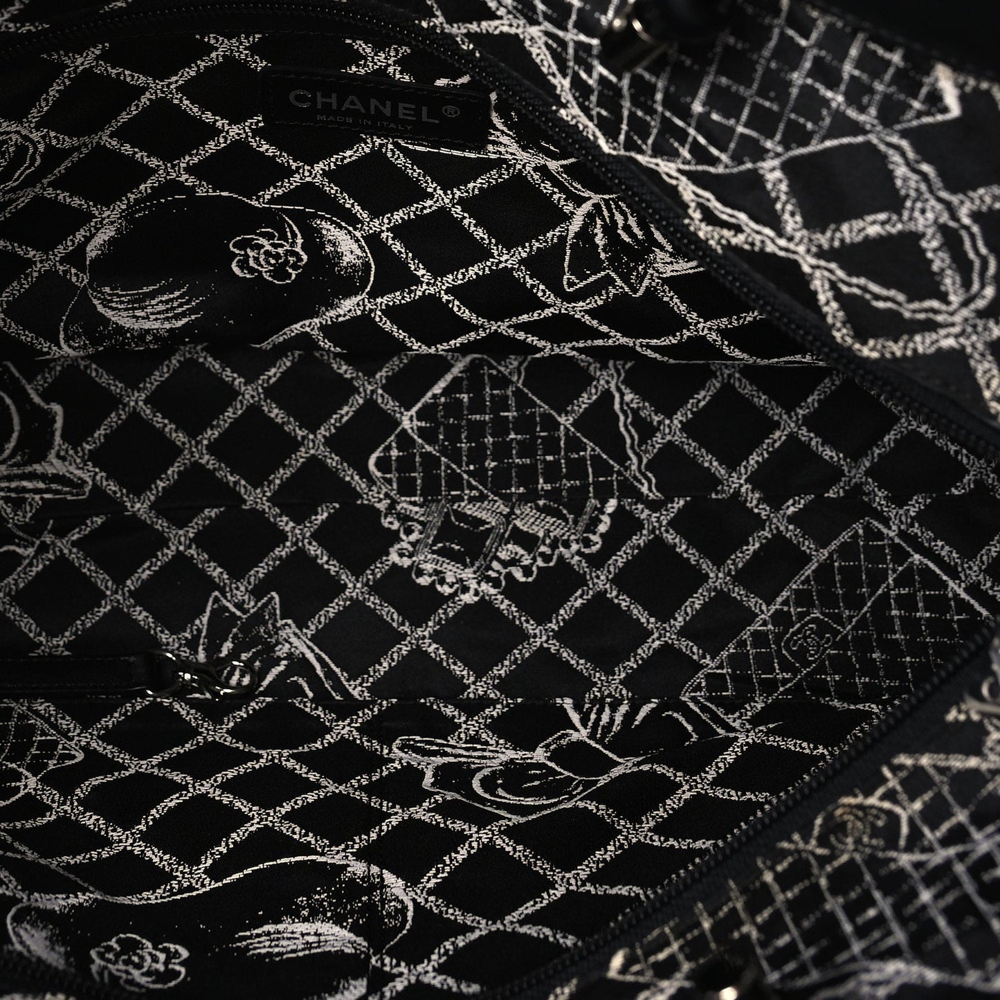 Chanel Calfskin Large Essential 31 Rue Cambon Tote Black