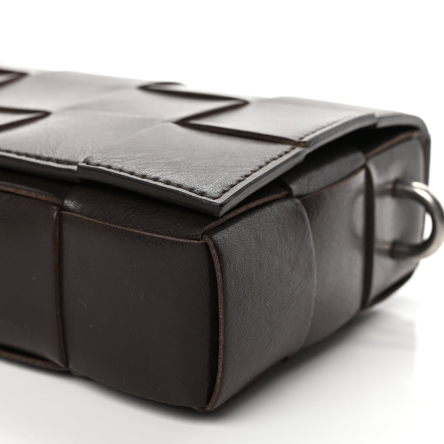 Bottega Veneta Calfskin Maxi Intrecciato Versatile Cassette Bag Brown
