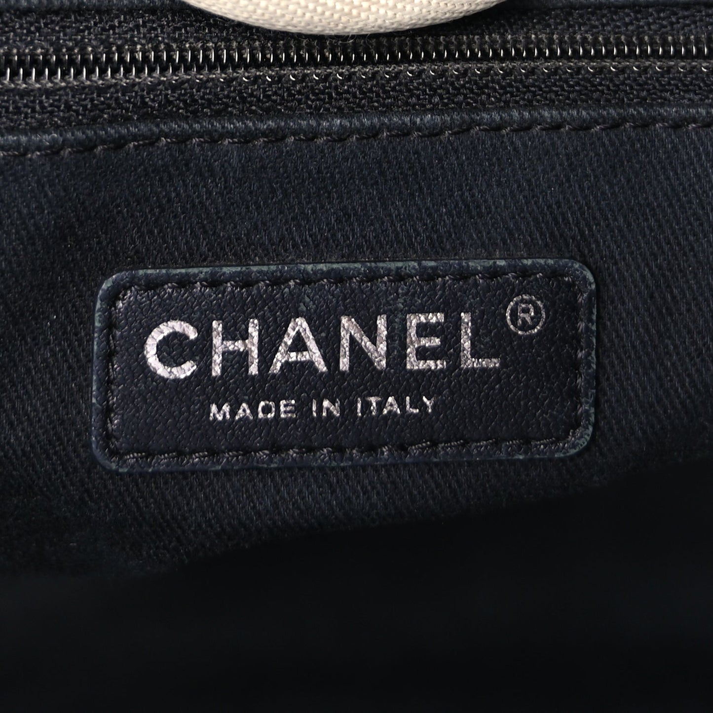 Chanel Woven Straw Raffia Medium Deauville Tote Black White