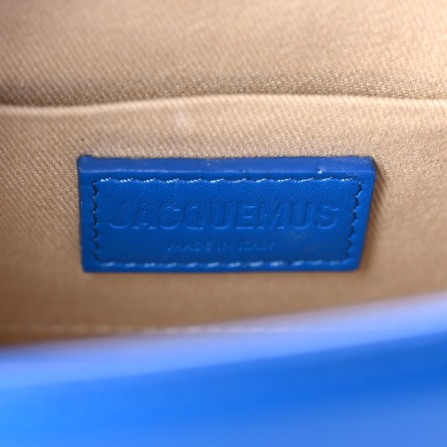 Jacquemus Smooth Calfskin Le Chiquito Moyen Bambino Blue