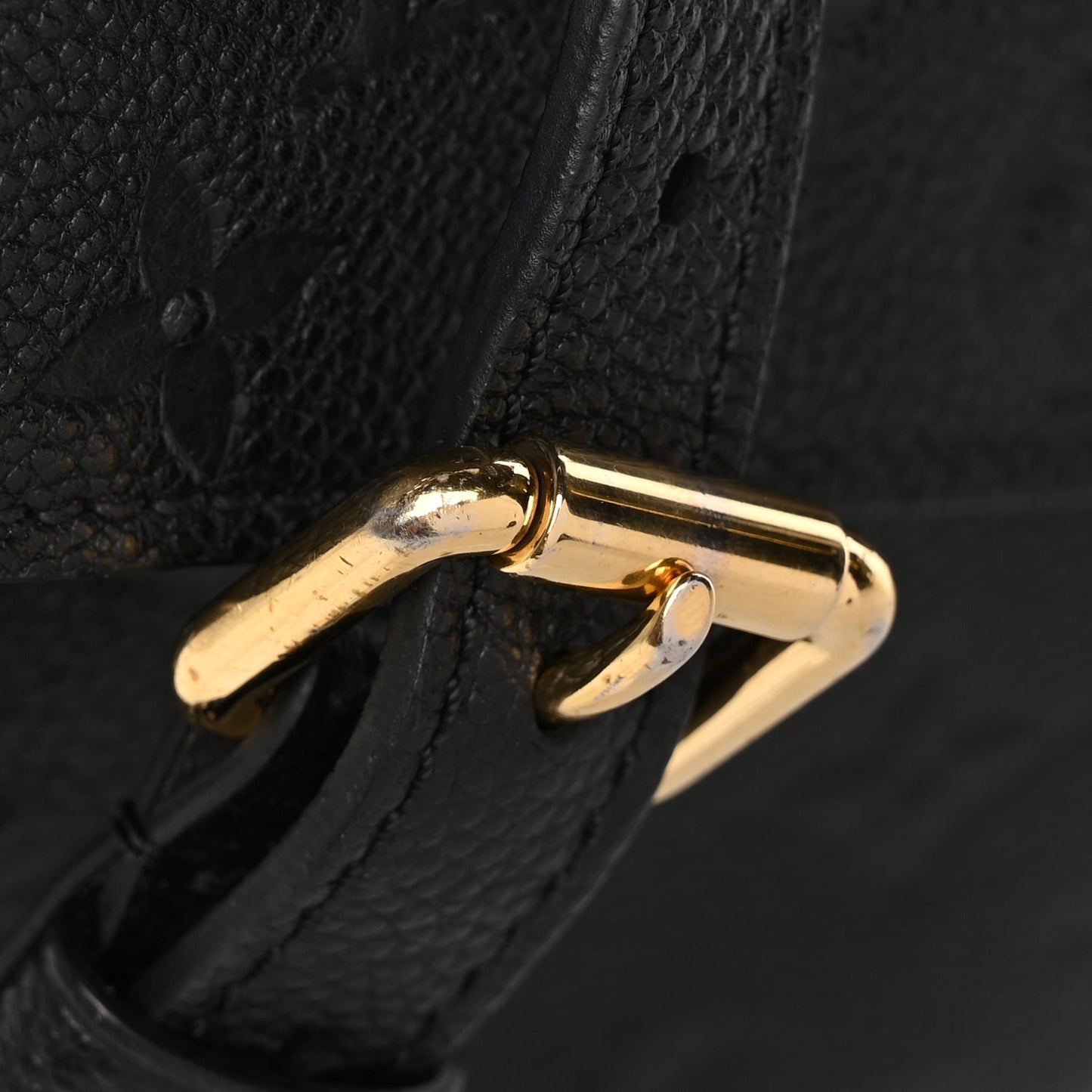 Louis Vuitton Empreinte Pochette Metis Black