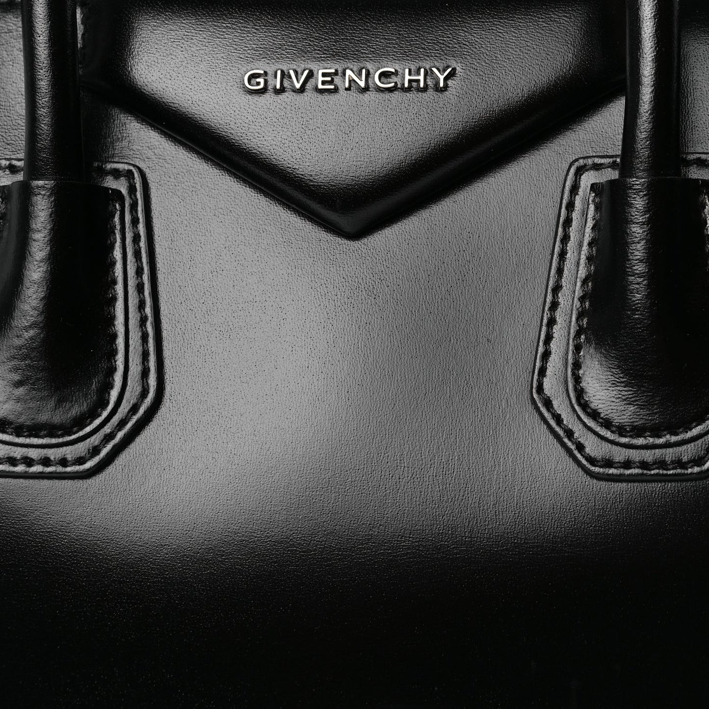 Givenchy Shiny Lord Calfskin Small Antigona Black
