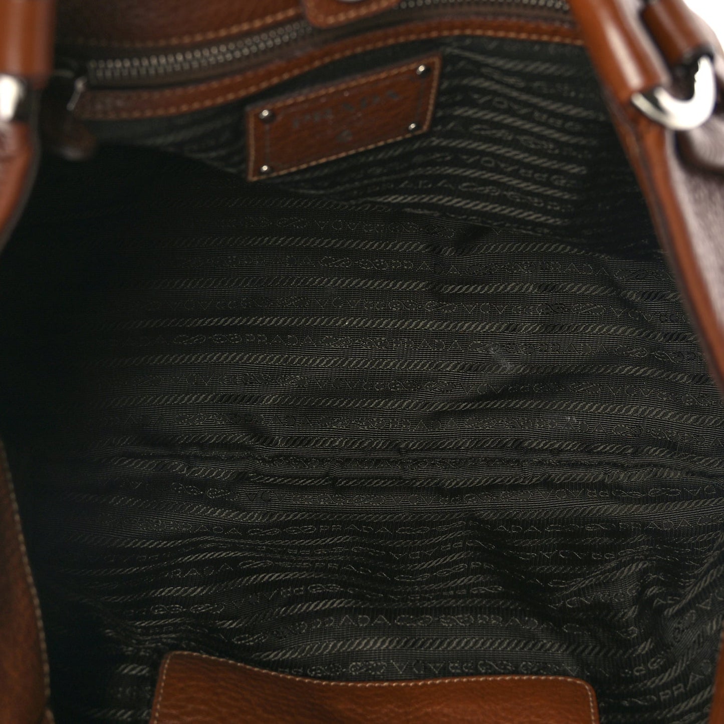 Prada Vitello Daino Hobo Nocciolo