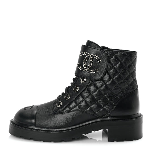 Chanel Shiny Goatskin Calfskin Quilted Lace Up Combat Boots 40 Black