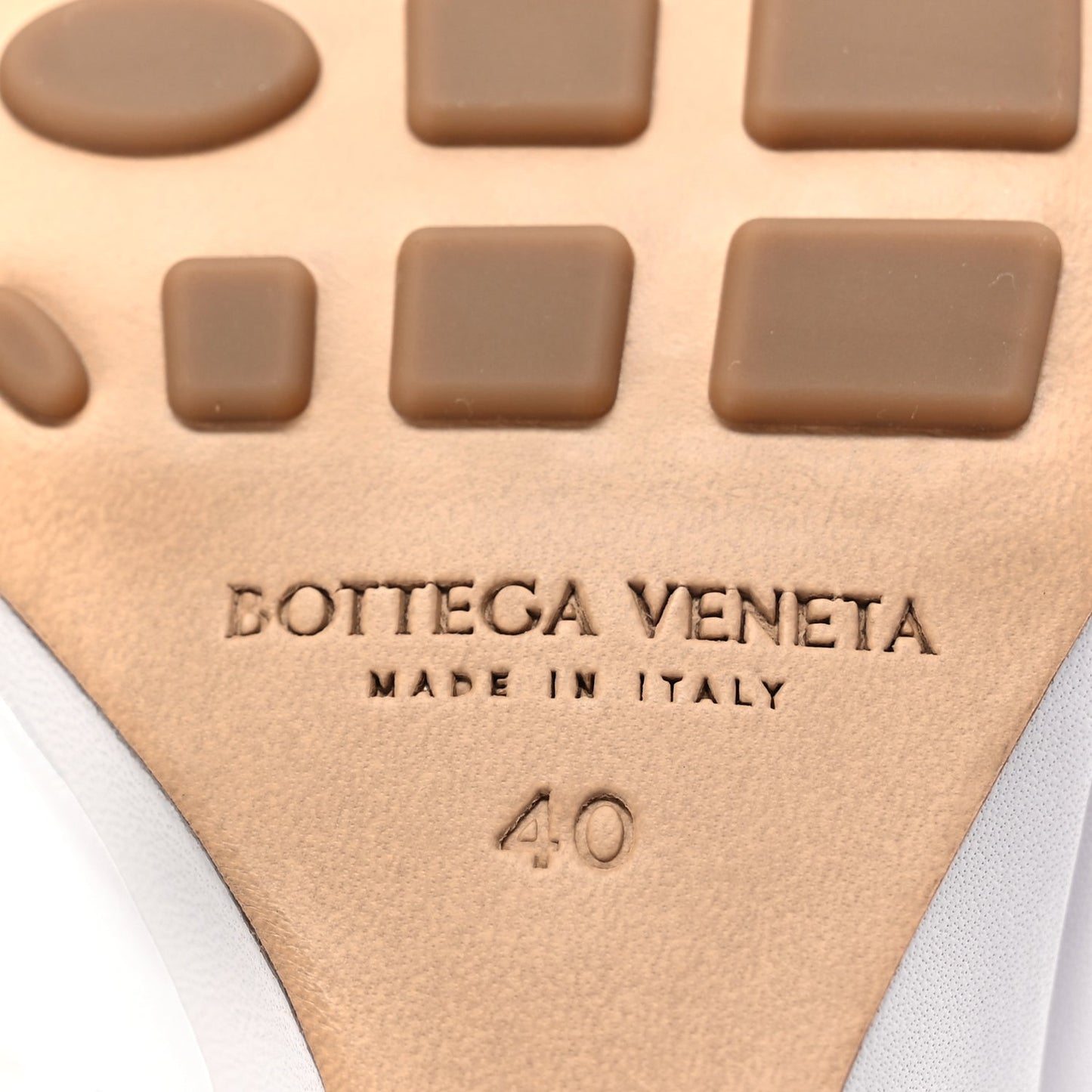 Bottega Veneta Lambskin Stretch Wedge 90mm Sandals 40 Optic White