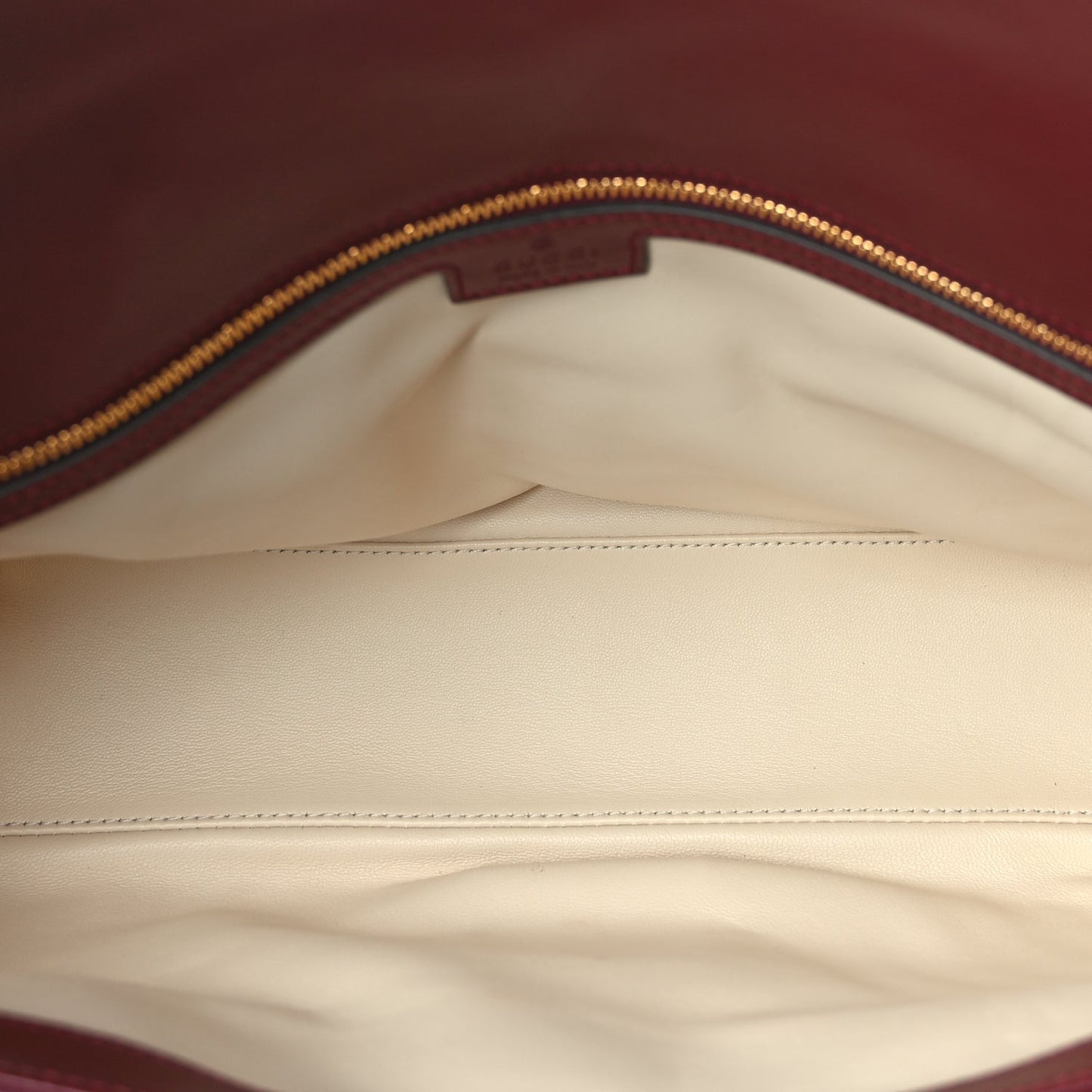 Gucci Calfskin Matelasse Large Horizontal GG Marmont Shoulder Bag  Rosso Ancora