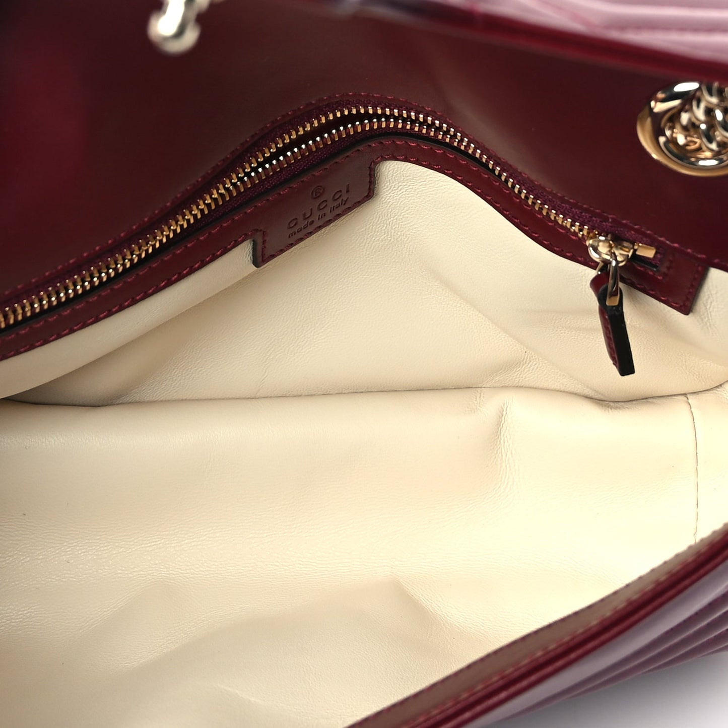 Gucci Calfskin Matelasse Small GG Marmont Shoulder Bag  Rosso Ancora