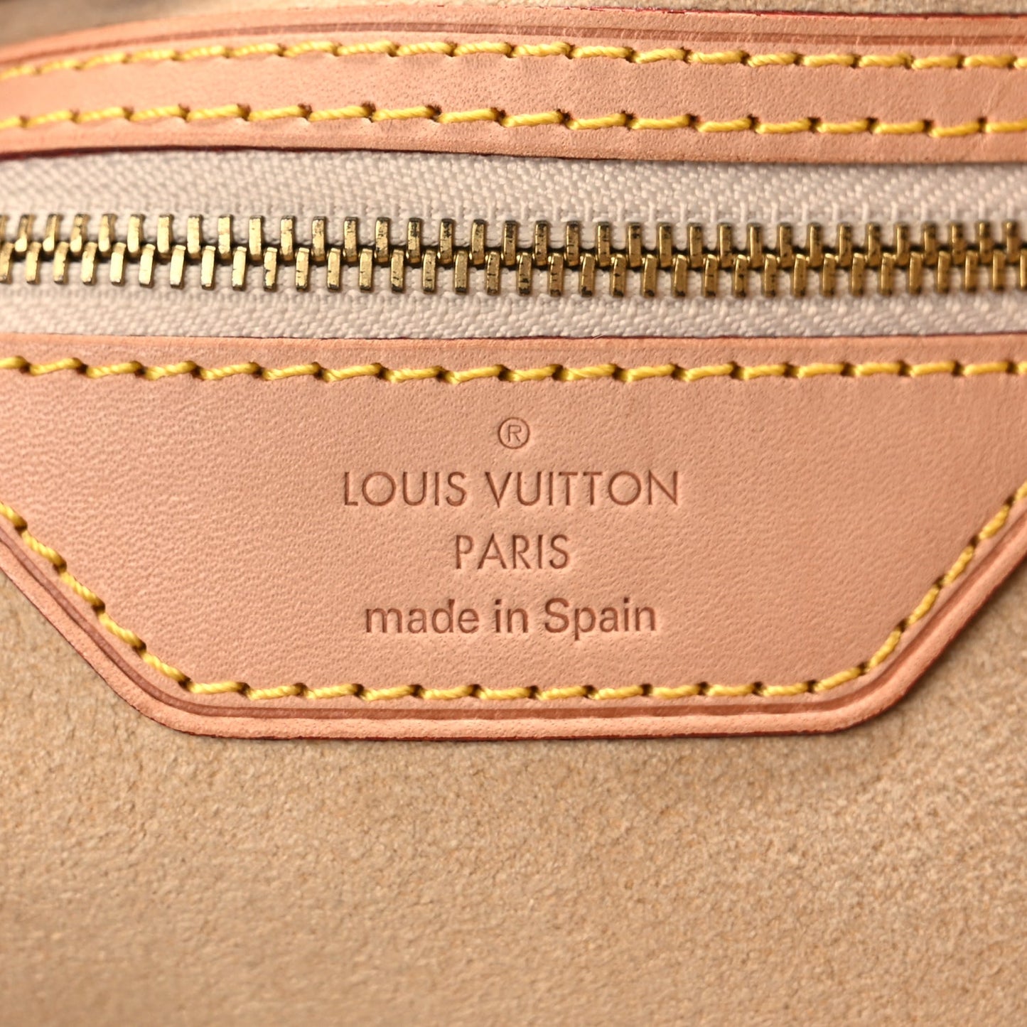 Louis Vuitton Damier Azur Hampstead MM