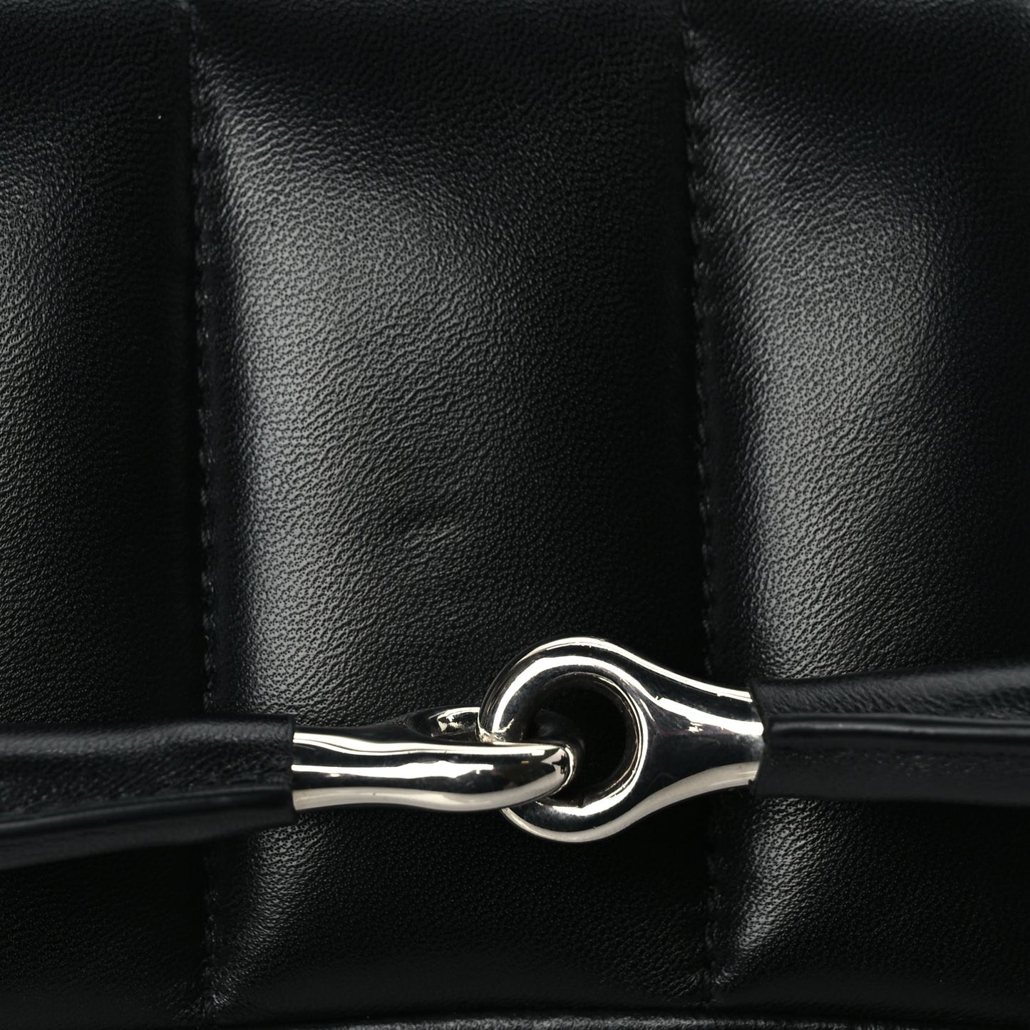 Gucci Nappa Vertical Matelasse Medium Maxi Horsebit Chain Shoulder Bag Black