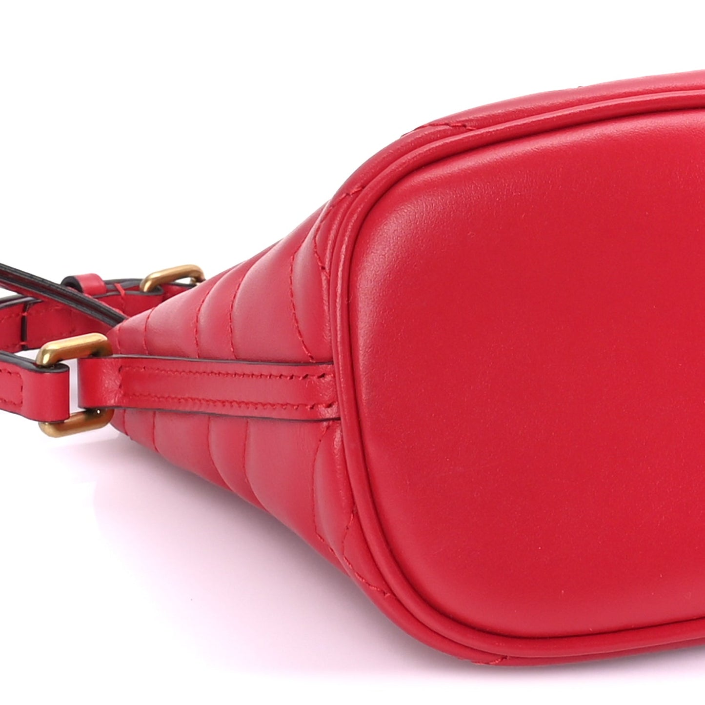Gucci Calfskin Matelasse Chevron GG Marmont Sling Shoulder Bag  Rosso