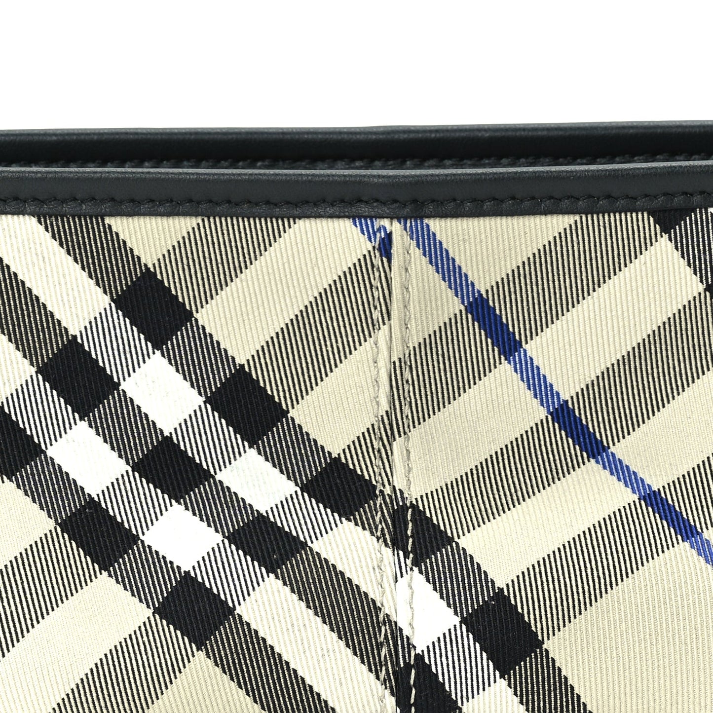 Burberry Essential Check Simple Zip Baguette Lichen